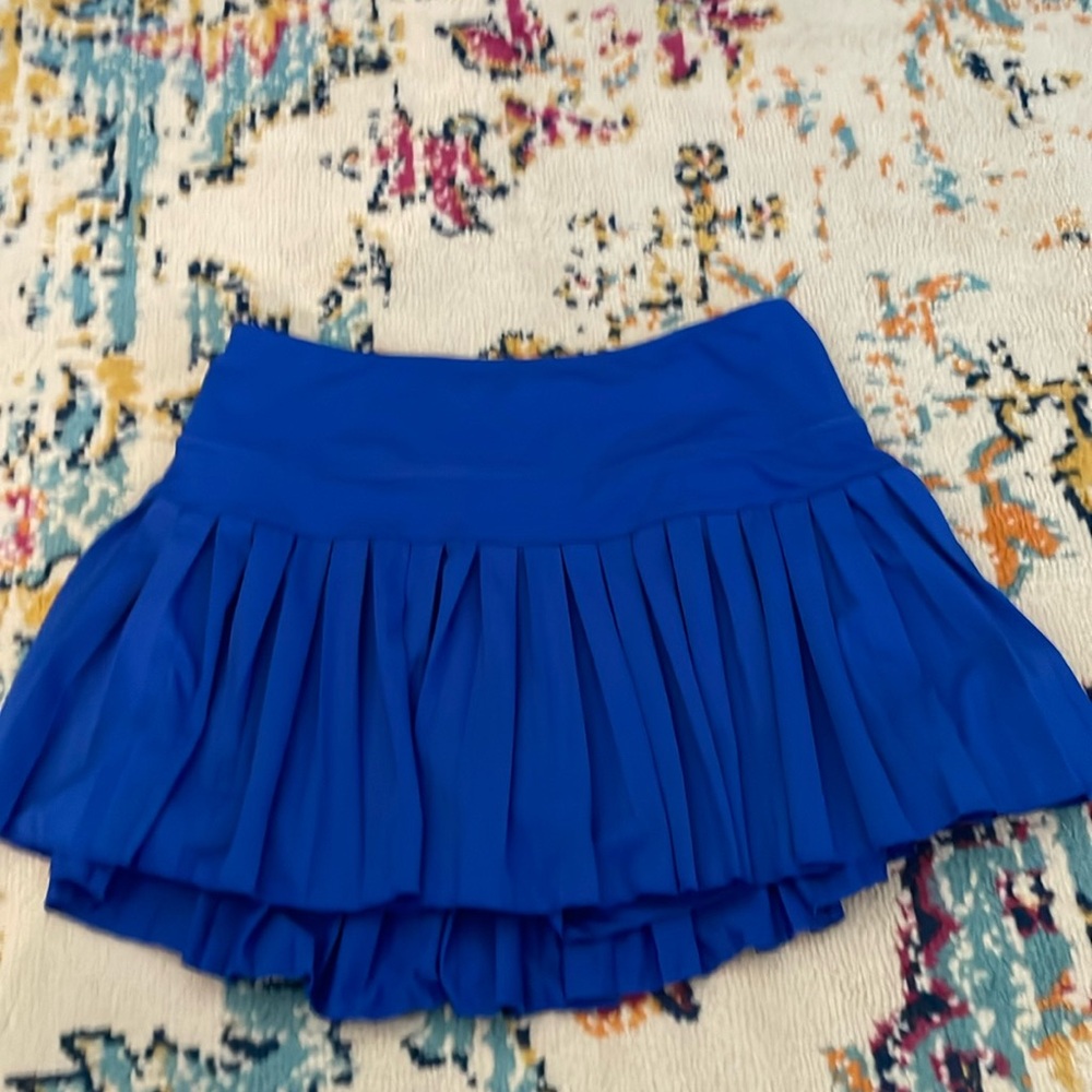 dark blue goldhinge tennis skirt